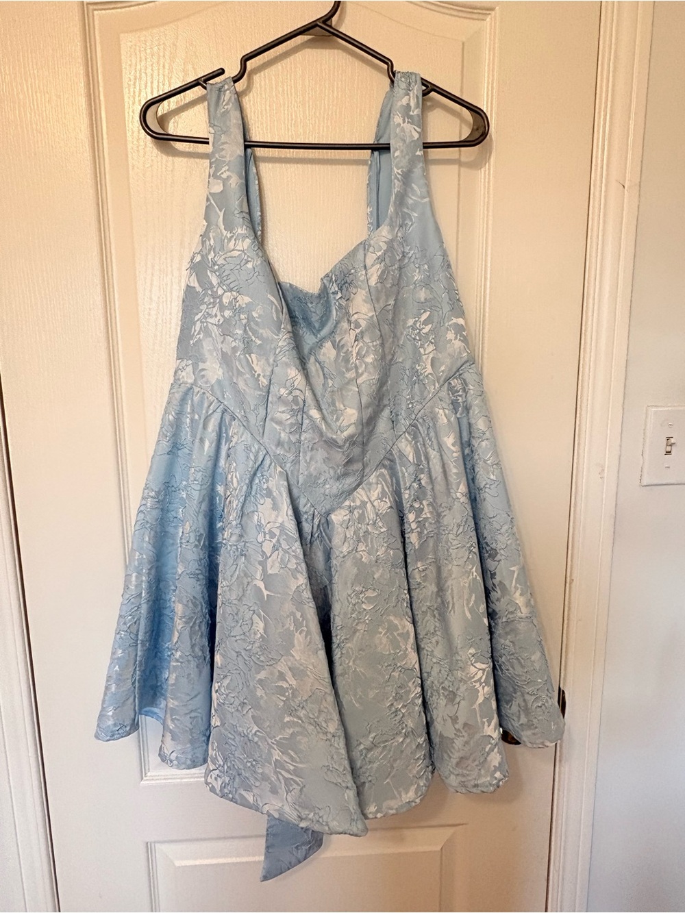 SHEIN Light Blue Floral Jacquard Mini Dress
